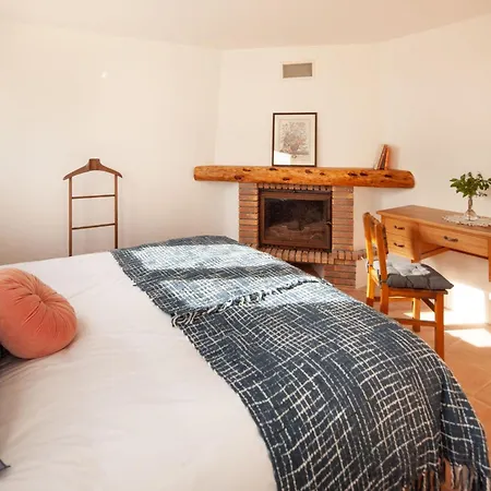 The Indigo Windmill Retreat, Peniche Villa