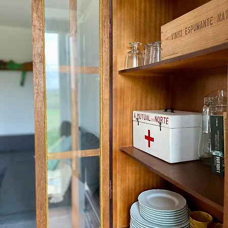 The Indigo Windmill Retreat, Peniche *