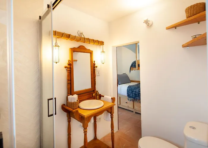 The Indigo Windmill Retreat, Peniche فيلة