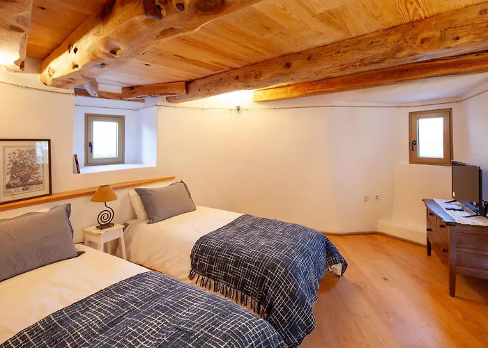 The Indigo Windmill Retreat, Peniche فيلة