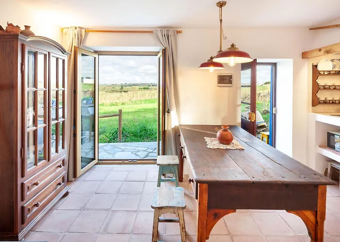 فيلة The Indigo Windmill Retreat, Peniche اتوغويه ده باليه